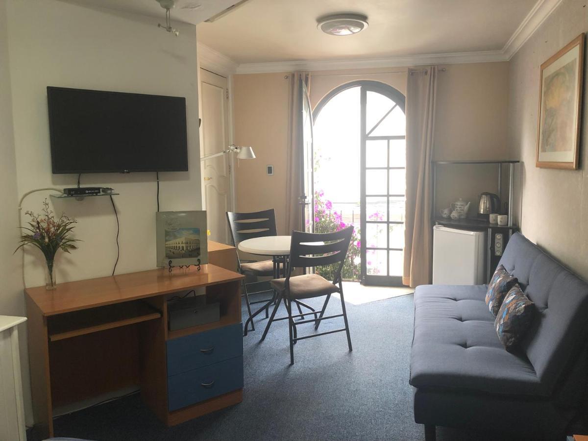 Amplia Habitacion Tipo Ejecutiva Con Bano Y Acceso Privados Τολούκα Εξωτερικό φωτογραφία